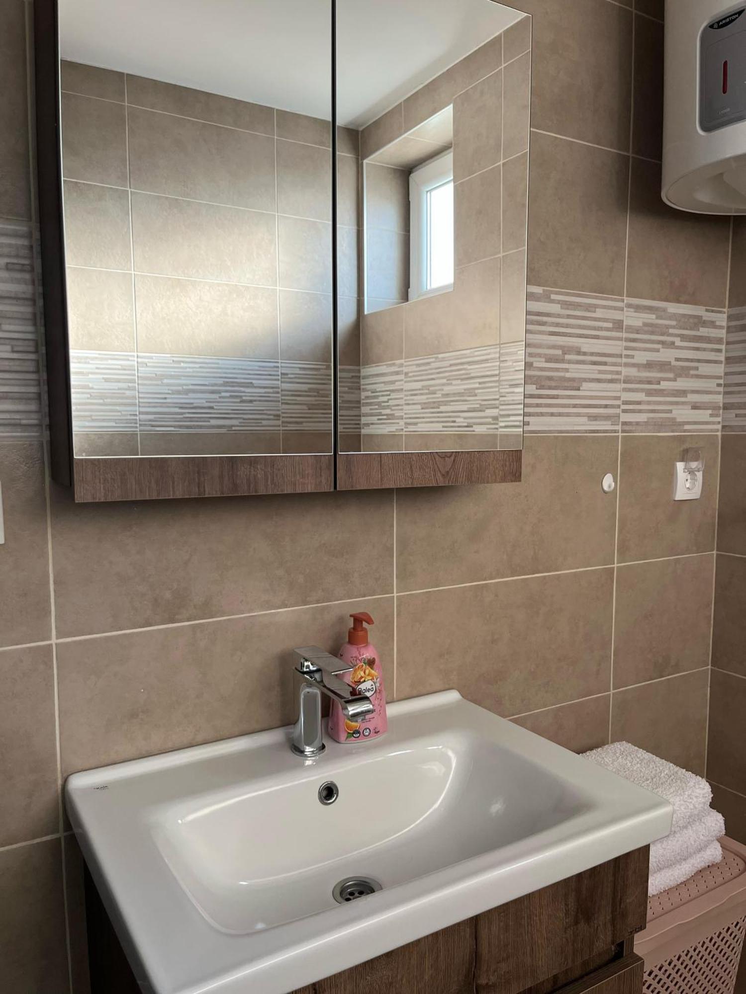 Surcin Apartment Ledine Exterior foto